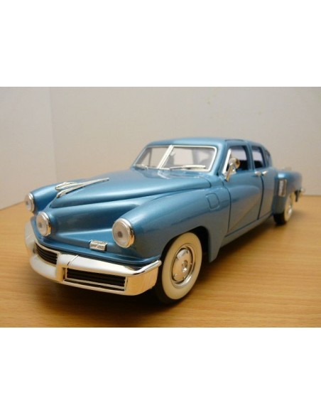 1:18 1948 Tucker Torpedo Metallic Blue