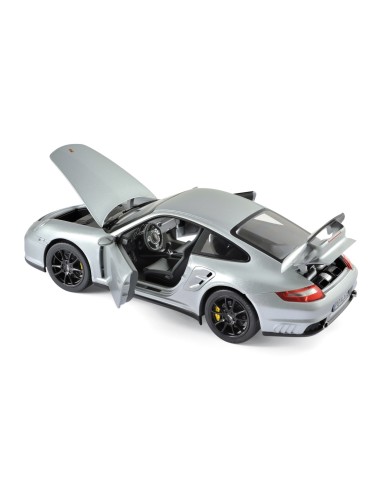 1:18 Porsche 911 GT2 2007 -Silver w/black wheels