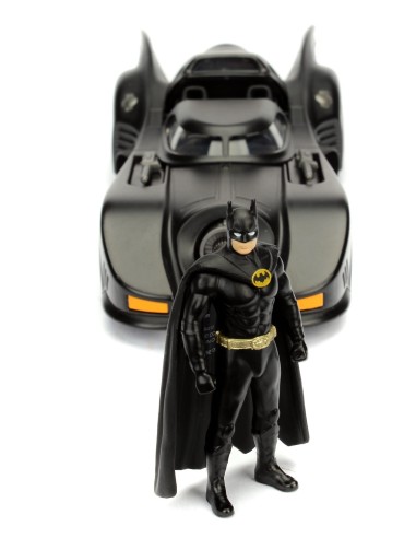 1:24 1989 Batmobile w/Diecast Batman