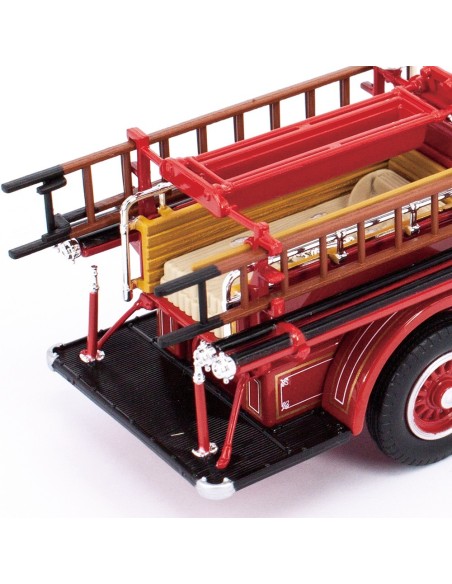 1:43 1924 Stutz Model C rojo