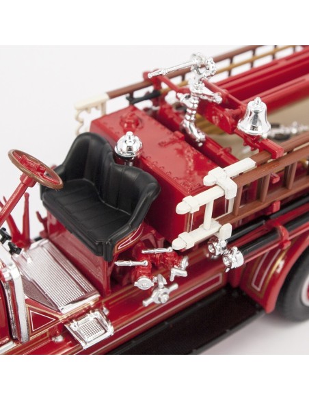 1:43 1924 Stutz Model C rojo