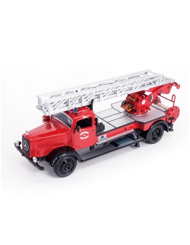 1:43 1944 MB L4500F ROJO