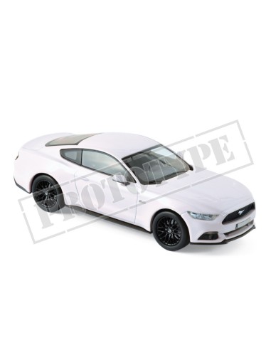 1:43 Ford Mustang 2016 -White