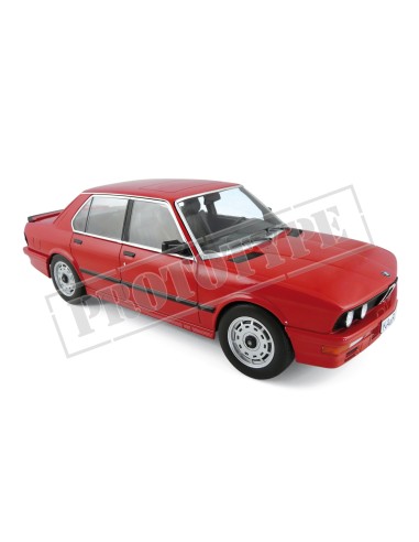 1:18 BMW M535i 1986 -Red