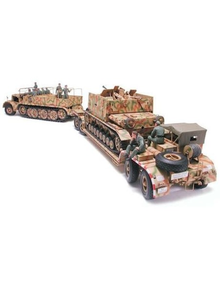 1:35 FAMO and Tank Transporter