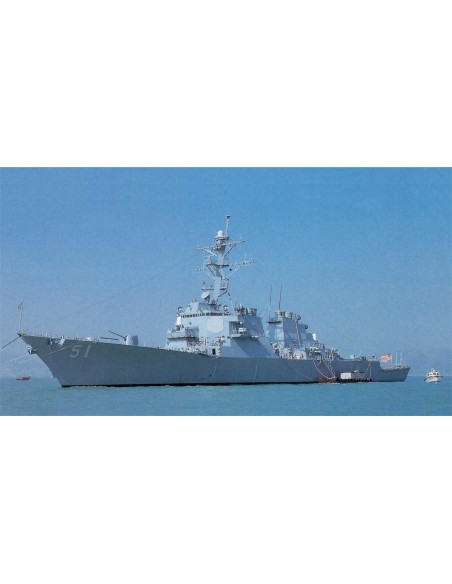 1:700 USS ARLEIGH BURKE AEGIS DESTROYER