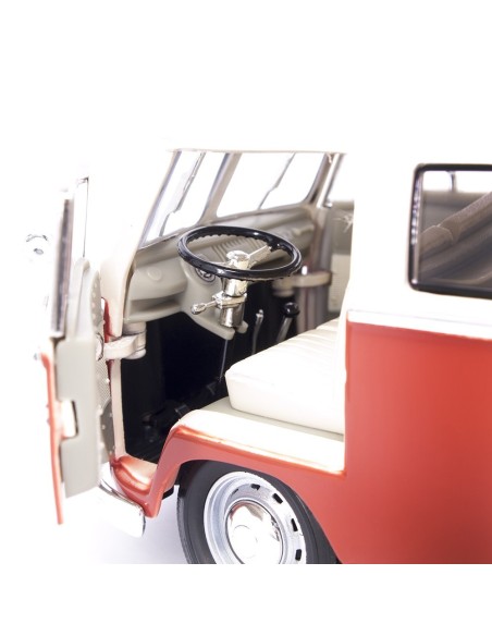 1:18 1962 VW Microbus Techo Cerrado Burgundy