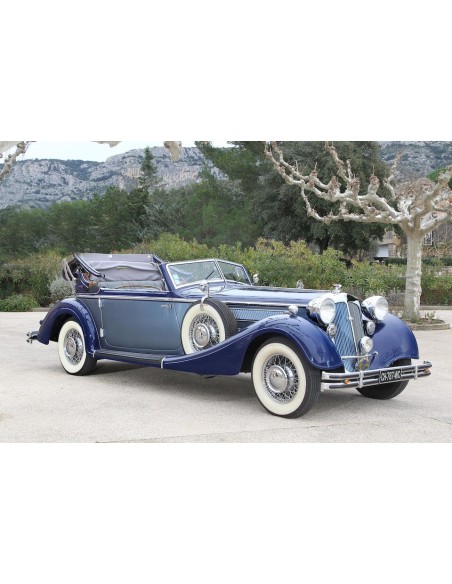 1:18 1939 Horch 855 Roadster -Light Blue/Dark