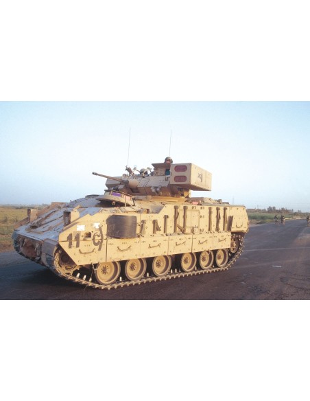 1:72 M6 BRADLEY LINEBACKER AIR-DEFENSE VEHICLE