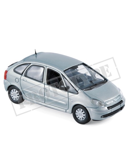 1:43 Citroën Xsara Picasso 2004 -Silver