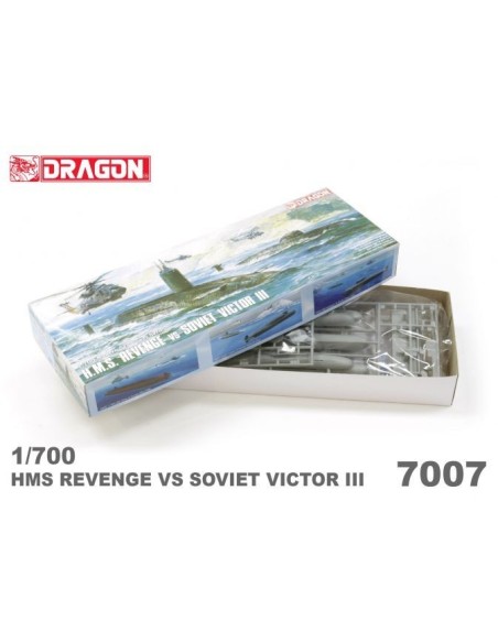 1:700 H.M.S. REVENGE vs VICTOR III