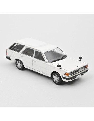 1:43 Nissan Cedric Van Deluxe 1995-White