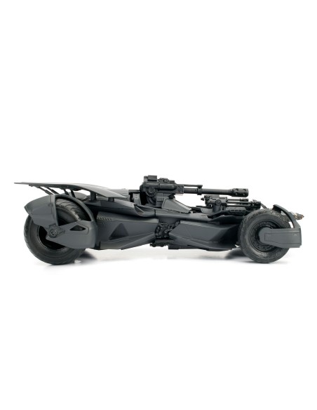 1:24 2017 Batmobile w/Diecast Batman