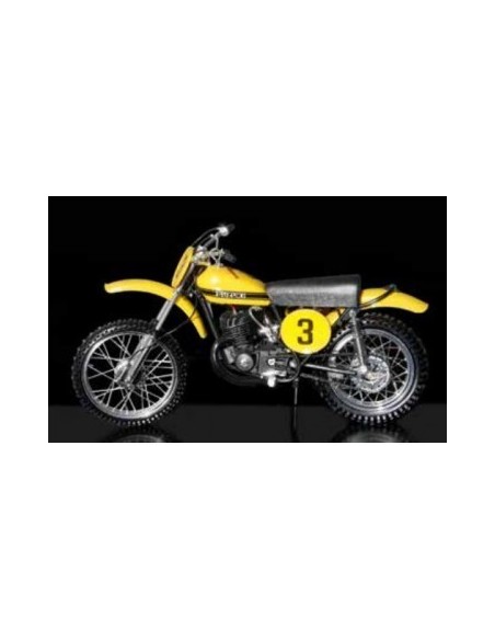 1:9 Suzuki RN 400 1972