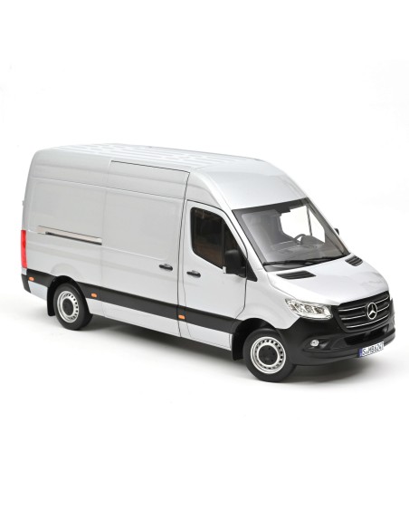 1:18 MERCEDES-BENZ SPRINTER 2018 -SILVER