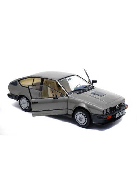 118 ALFA ROMEO GTV6 SILVER 1984