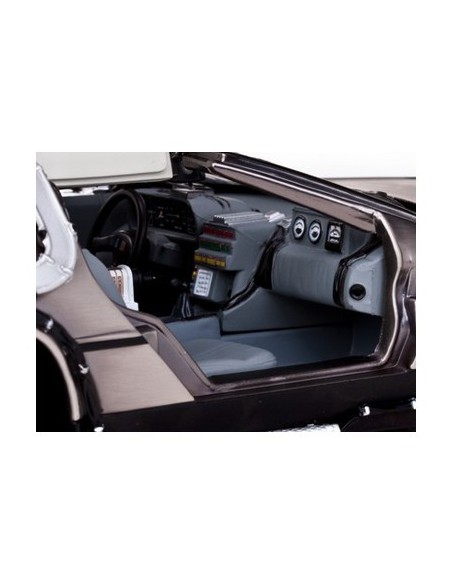 1:18 De Lorean-Back to the Future Part II