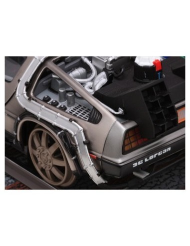 1:18 De Lorean-Back to the Future Part II Railroad