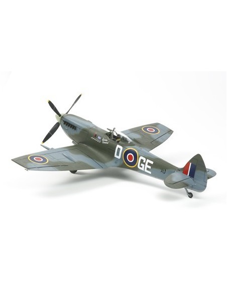 1:32 SPITFIRE MK.XVIE