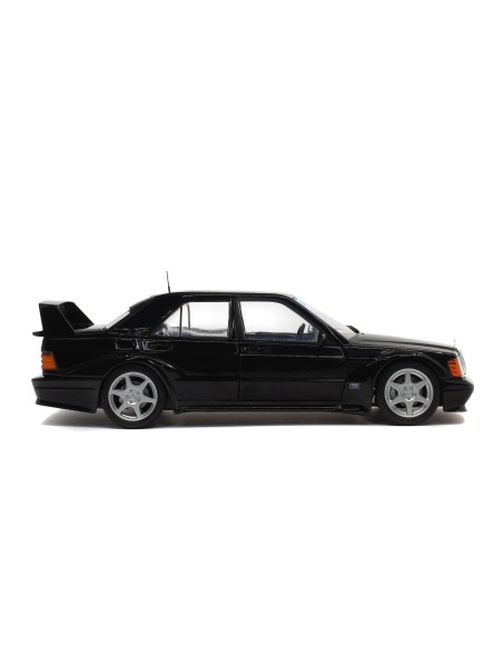1:18 MERCEDES 190E EVO2 BLACK 1990