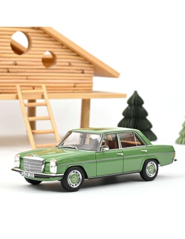 SO 1:18 Mercedes-Benz 200 1973- Green