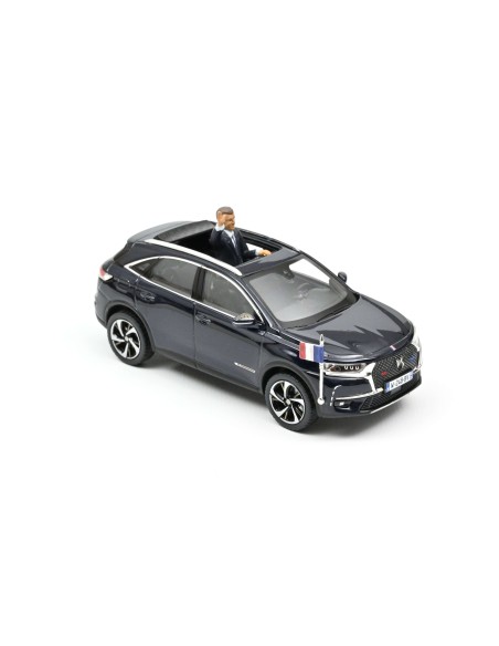 1:43 DS 7 Crossback Présidentiel 2017 w/figure