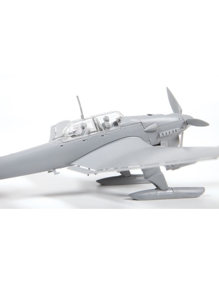 1:72 JU-87 Stuka w/Ski