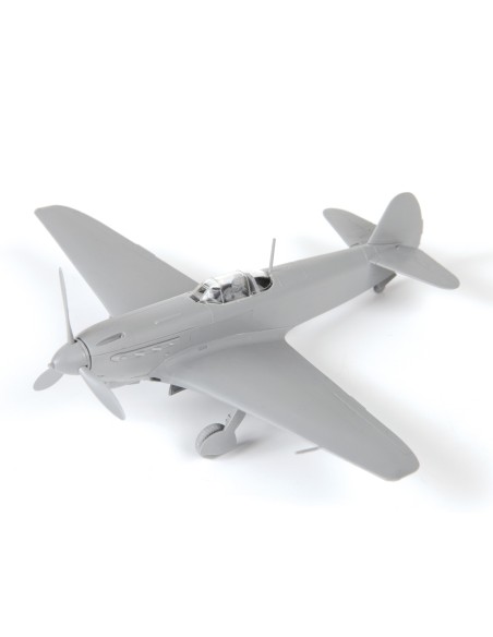 1:72 YAK-9D