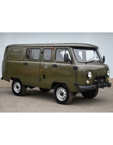 1:35 UAZ 3909 RUSSIAN MILITARY VAN