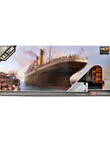 1:700 RMS Titanic Centenary Anniversary