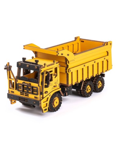 DUMP TRUCK