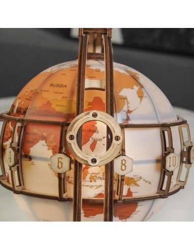 LUMINOUS GLOBE