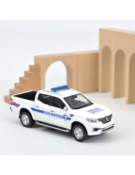 1:43 RENAULT ALASKAN 2018 POLICE MUNICIPALE