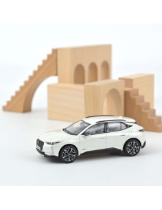 143 DS 4 CROSS 2021 PEARL WHITE