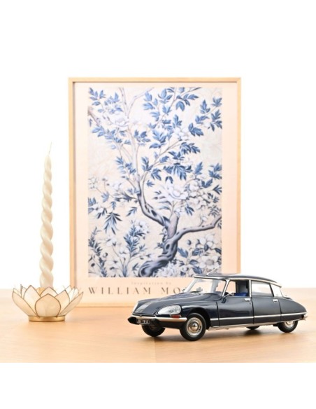 1:18 CITROEN DS 23 PALLAS 1974 ORIENT BLUE