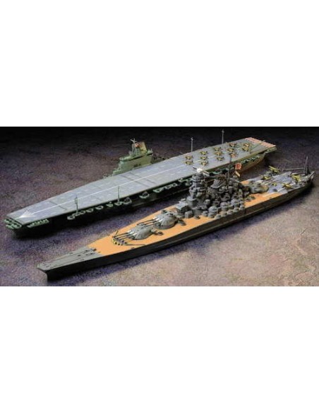 1:700 Japanese Navy Aircraft Carrier Shinano