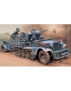 135 SDKFZ 104 WITH FLAK 30 AND CREW