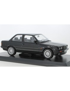 1:18 BMW 325I 1988 BLACK METALLIC
