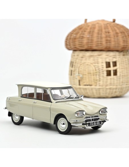1:18 CITROEN AMI 6 1965 -PAVOS WHITE